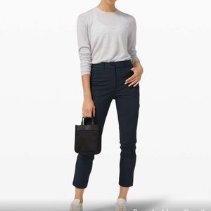 Lululemon City Sleek 5 pocket 7/8 pant in true navy, size 2